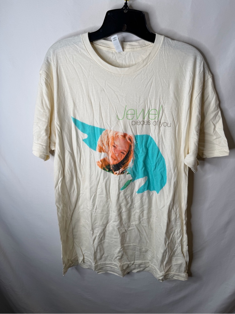 Xhilaration Cream Short-Sleeve Tee with Teal and Orange Graphic